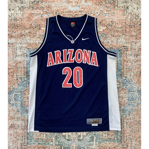 Vintage Nike x Arizona Stitched Basketball Jersey… - image 1