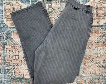 26x27 Vintage Faded Schwarz Nadelstreifen Mom Jeans 80s/90s