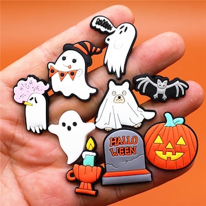 1Pcs Pumkin Ghost Skull Jack Queen Terrible Castle PVC Shoe Charms Shoes  Decorations for Croc Jibz Wristbands Party Gift