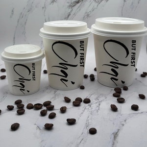 Bicchieri monouso personalizzati - Bicchieri per amanti del chai - Bicchieri di carta da tè personalizzati - Bicchieri monouso con coperchio - Stazione del tè chai - Chai is Bae