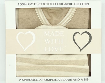 MADE WITH LOVE Baby Set - Ein Swaddle, ein Strampler, eine Beanie und ein Bib