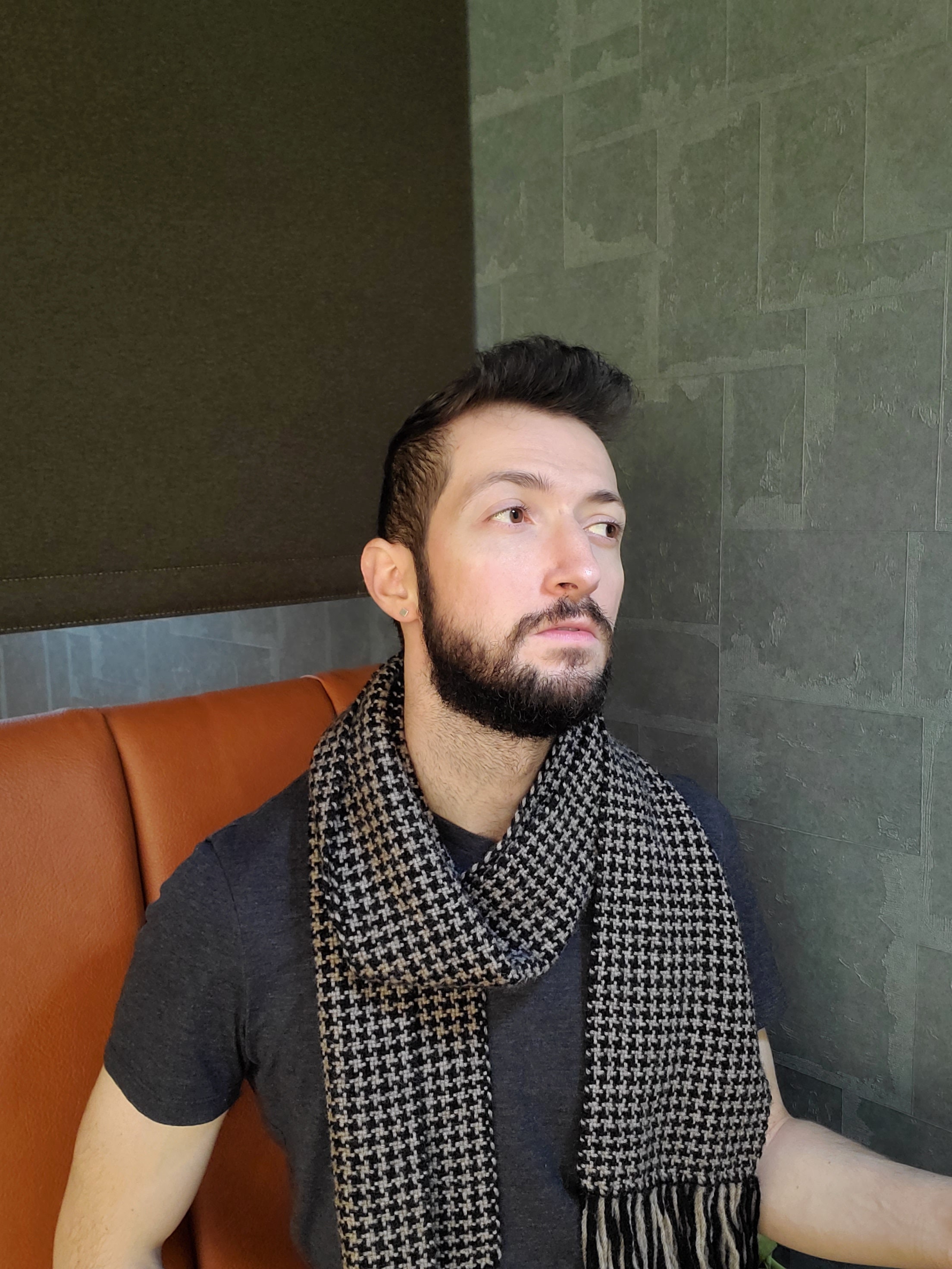 Houndstooth Scarf / Handwoven Wool Houndstooth Pattern Scarf