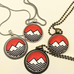 David Lynch Twin Peaks Inspired Pendant Necklaces, Twin Peaks Earrings Jewelry, Accessories, Bracelet, Mullholland Drive, Blue Velvet