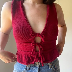 Tied & True Tank | knitting pattern for peplum ruffle tank vest with bows