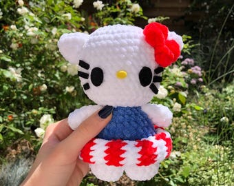 Gato de peluche de verano de ganchillo esponjoso