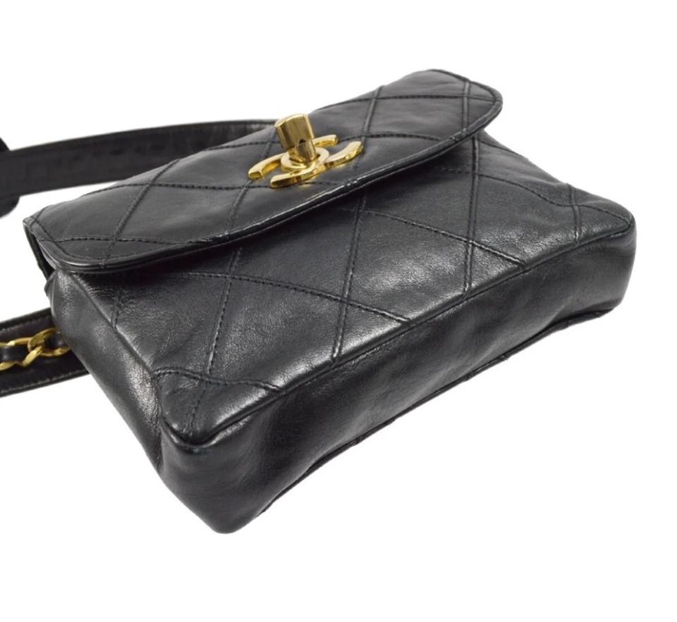 VTG Black Leather Women’s Bag with Gold Chain Buckle Belt  Size Medium Women main image 4