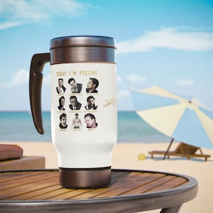 Sebastian Stan Mug - Taza de viaje de acero inoxidable de 14 oz con mango Sebastian Stan autógrafo Bucky Barnes Taza de regalo Autógrafo Regalos divertidos