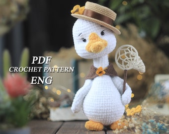 Wzór gęsi na szydełku. Gęś amigurumi w kapeluszu z bandaną i siatką na motyle Szydełkowa pluszowa gęś wielkanocna pdf w ENG Poradnik dotyczący gęsi na szydełku