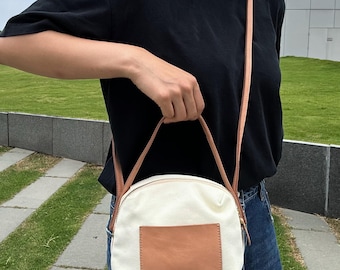 Bolso bandolera y de mano minimalista de lona – Crema