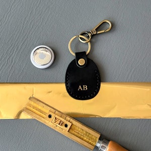 Porte-clé Airtag, cadeau porte-clé personnalisé, porte-étiquette Airtag, porte-clé monogrammé