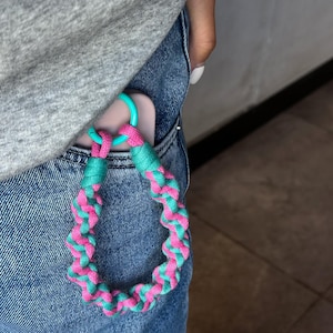 Handgefertigtes Telefon Lanyard mit Universal Pad, BOGO Angebot JETZT, für begrenzte Zeit Teal