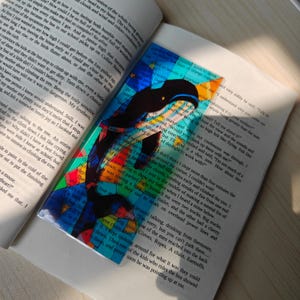 Bladwijzer voor gebrandschilderd glas walvis | Transparante bladwijzer | Cadeau fantasieboekliefhebber | Magische bladwijzer wissen | Patronus-geïnspireerd | Paginamarkering