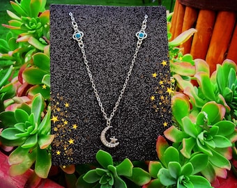 Final Fantasy XV - Lunafreya's moon necklace - Oracle of Tenebrae - Video game jewelry for Cosplay, Daily wear, Wedding and Special Events