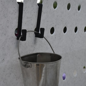 Two hooks-Ruffland Kennel Side Water Bucket Hooks (2) PEGT Pet Safe-no bucket rattling