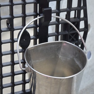 Ruffland Kennel Door Water Bucket Hook-PEGT Pet safe