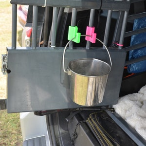 MIM Variocage Door Bucket Hook (shown with two hooks, sold separate)PEGT Pet Safe(Fits 5/8 pole)
