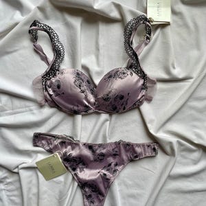 Vintage La Perla lingerie set lycra light pink lingerie black lace dense cup bra vintage unworn lingerie elegant wedding lingerie bohemian