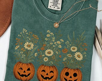 Comfort Colors Floral Pumpkin Shirt, Wildflower JackO Lantern Tee, Cute Halloween Shirt, Cottagecore Fall Tee, Vintage Pumpkin Graphic Shirt