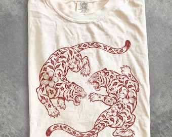 Comfort Colors Floral Tiger Shirt, Two Tigers Graphic Tee, Botanical Tiger Shirt, Vintage Tattoo Style Tee, Boho Animal Shirt, Tiger Lover