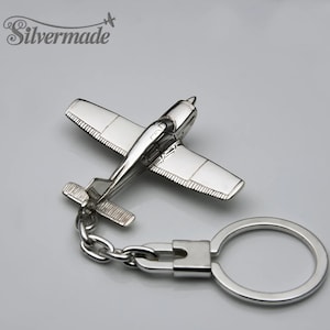 Airplane Piper PA28 keychain , Sterling silver 925 Keyring, Pilot Gift for Men, Detalied Airplane Charm, Fly Safe Keychain, Aviation Pendant