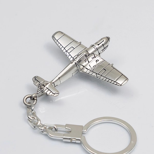 Flugzeug Messerschmtt Bf 109 Sterling Silber Schlüsselanhänger, WWII Flugzeug Schlüsselanhänger, Pilot Geschenk für Männer, realistischer Flugzeug Anhänger, Fly Safe Schlüsselanhänger