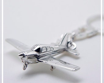 Airplane Piper PA28 keychain , Sterling silver 925 Keyring, Pilot Gift for Men, Detalied Airplane Charm, Fly Safe Kychain, Luxury Lanyard