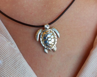 Sea Turtle Necklace, Sterling silver 925 sea animal charm, ocean jewelry, divers charm, gift for best frends, nature lovers gift