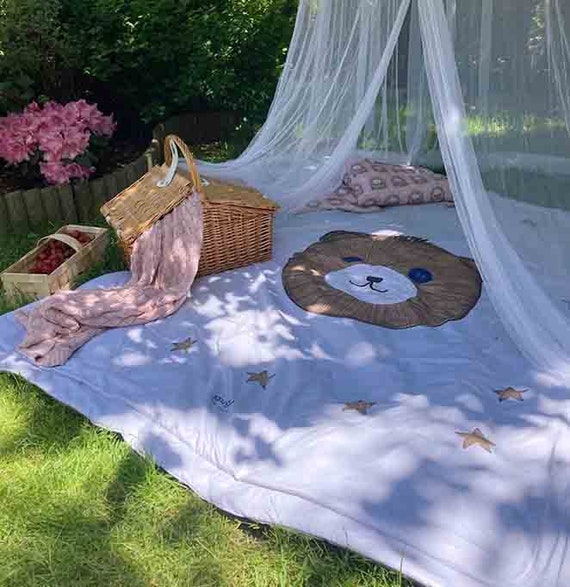 Etsy picnic blanket hotsell
