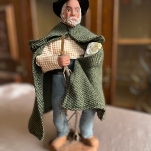 Santon de Provence doll - vintage man