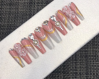 Handmade Bling Press On Nails: Y2k Heart Nails-C158