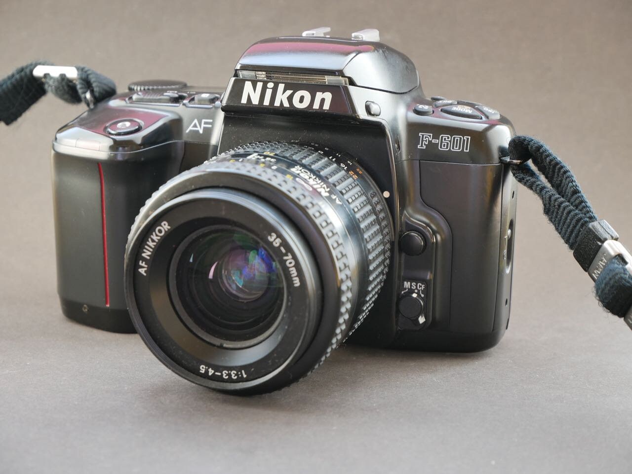 Nikon AF一眼レフカメラ F-601 QUARTZ DATE タムロンレンズ付き ニコン