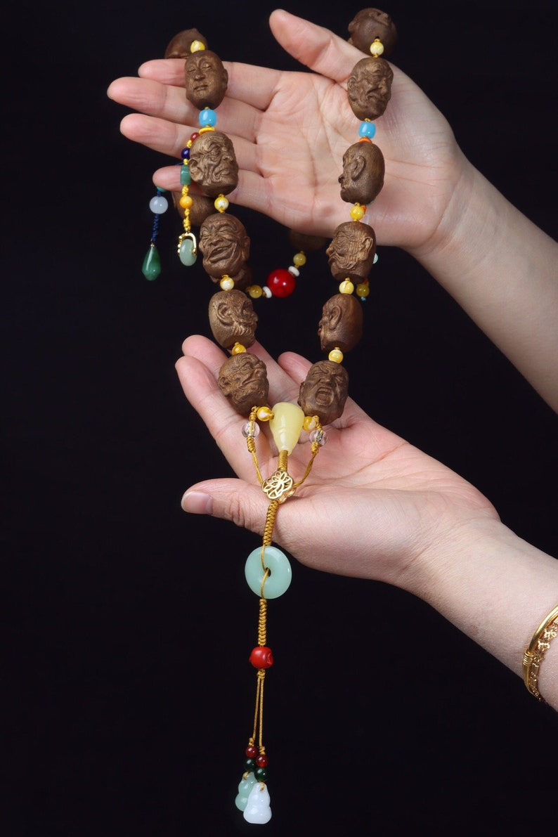 89 Grams of Incense Wood Necklace, Unique Natural Kalimantan Incense Eighteen Luohan Handheld