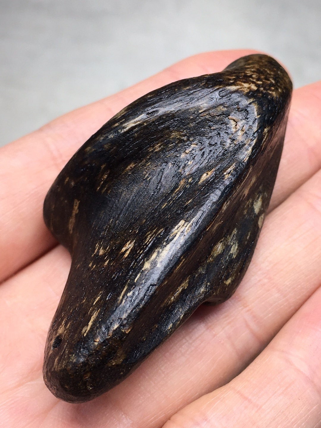 Wild Agarwood Chips Grade AAA , Wild Oud Chips, Vietnamese Agarwood