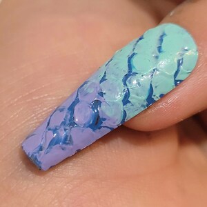 Magical Dragon Egg Press-On Nails
