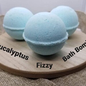 Eucalyptus Bath Bomb, Fizzy Natural Handmade Extra Large 5oz or Medium 3oz Ball, Blue with Essential Oils, Bath Spa Gift for Him and Her