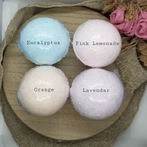 Bath Bomb Set, 4 XL 5oz or Medium 3oz Fizzy Bath Bomb Set-Lavender, Orange & Eucalyptus, Pink Lemonade-Purple, Orange, Blue Spa Gift Set