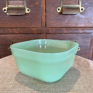 Vintage Jadeite Square Dish by FireKing