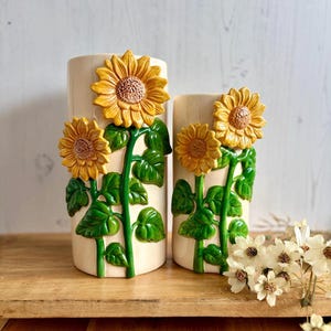 Sunflower Ceramic Vase | 3D Floral Vase, Rustic Country Home Decor Gift