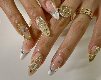 Ongles français croix en or blanc/ongles japonais/presse personnalisée sur les ongles/presse faite à la main sur les ongles/faux ongles en acrylique/ongles y2k