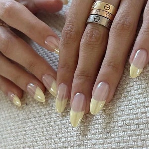 Hailey Bieber Inspired Chrome Pearl Nails, pearl white almond Nails/Handmade Press on Nails/Faux Acrylic Nails/