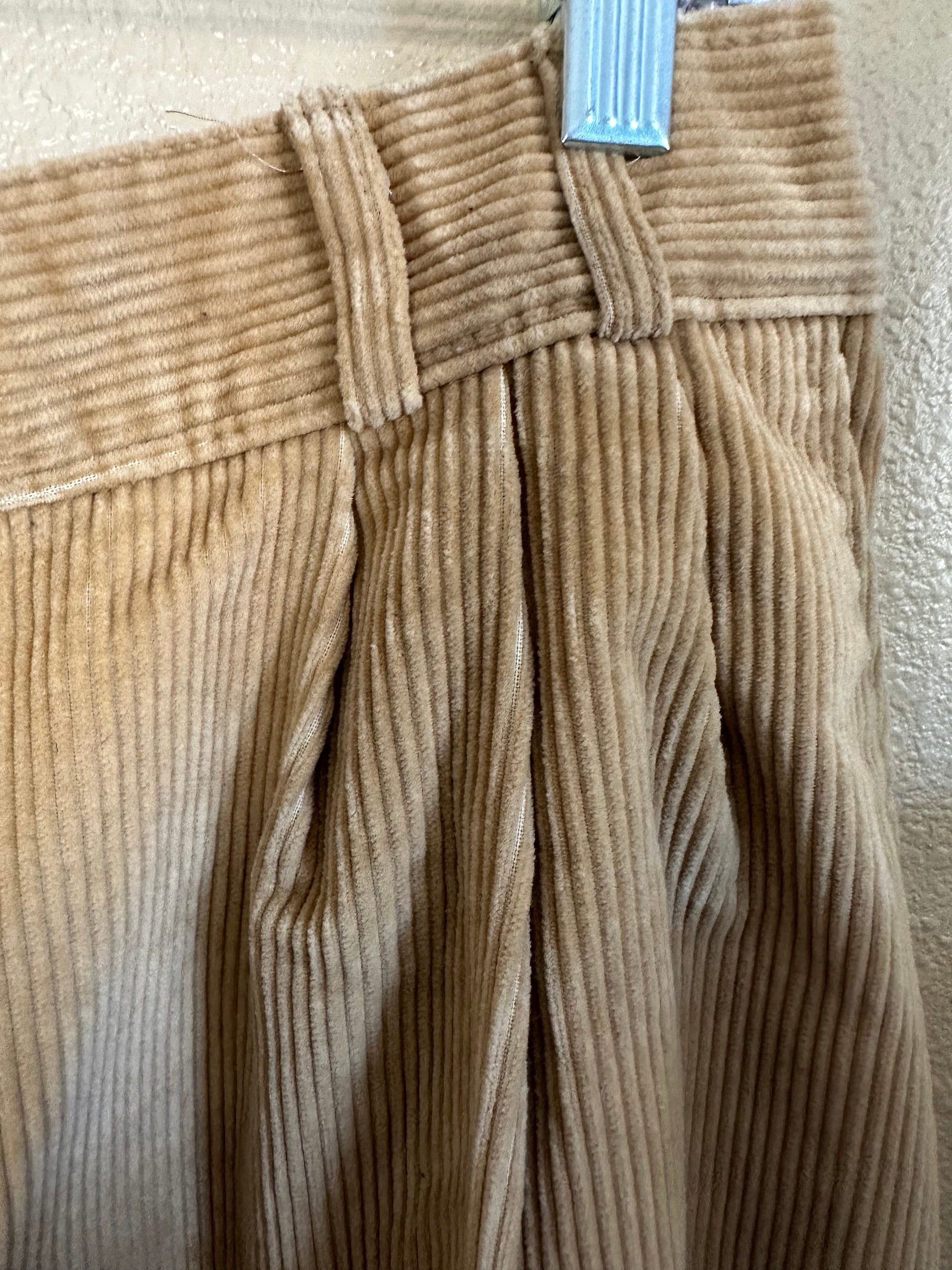 heritage windrunner corduroy shorts