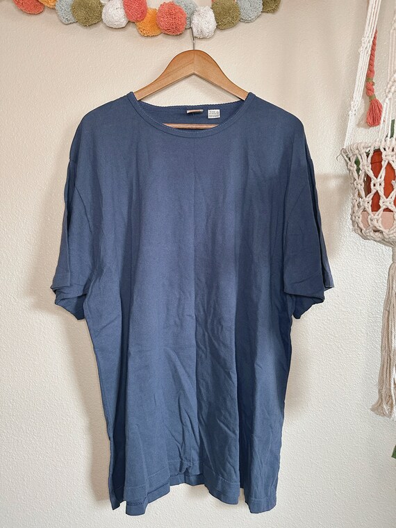 Vintage basic editions t-shirt - Gem Vintage basic editions t-shirt - Gem