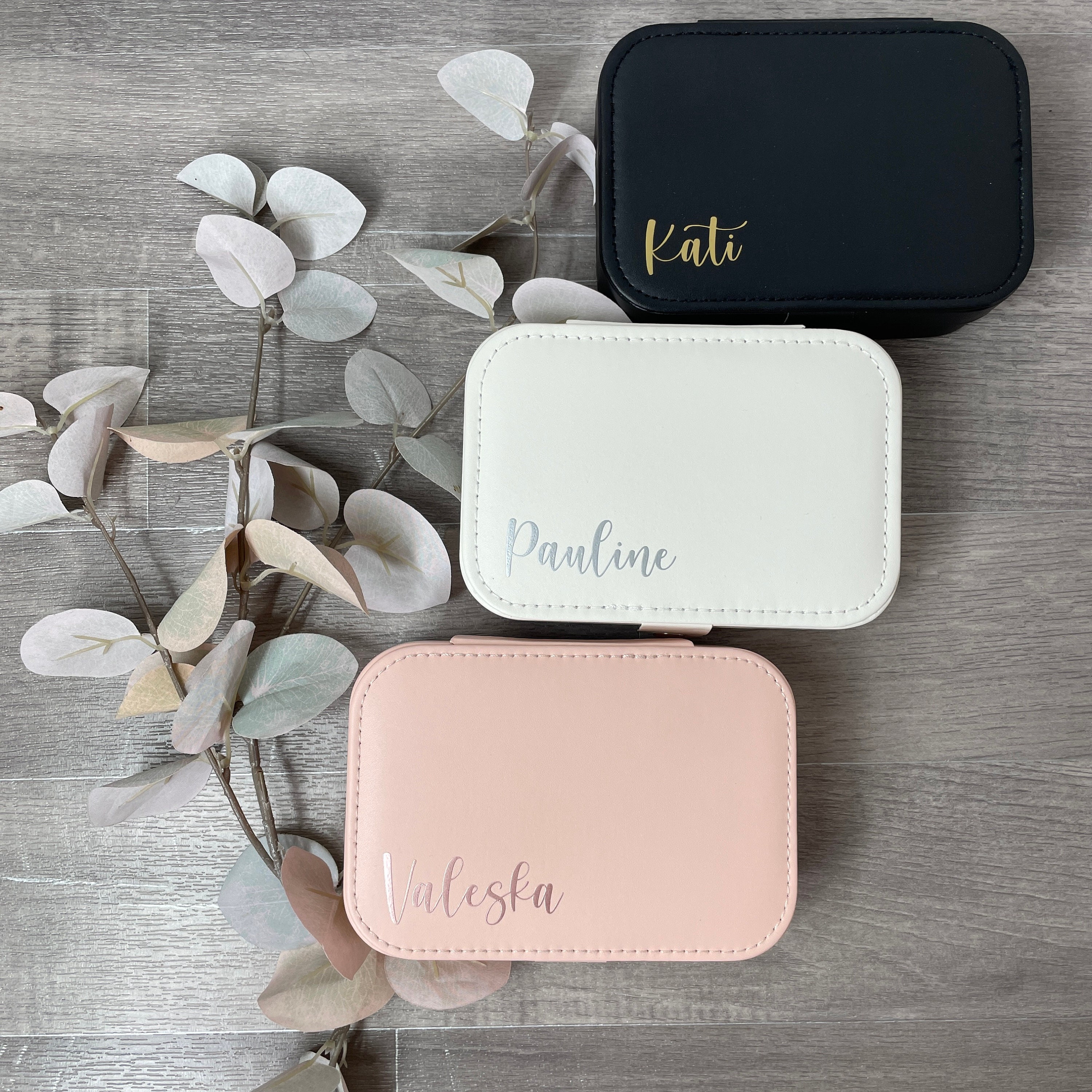 LAUBLUST Schmuckkästchen Personalisiert – Holzbox Ca. 10x8x5 Cm – Geschenk Zur Hochzeit, Verlobung