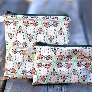Floral organic cotton pouch, waterproof or organic cotton lined, floral toiletries bag, makeup bag, zipper sandwich bag, essentials bag