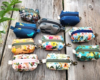 Rifle Paper Co. Mini Boxy Pouch: Handmade small Clip-On Coin Purse