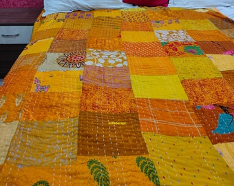 Trapunta Kantha patchwork in seta indiana fatta a mano - Copriletto Boho