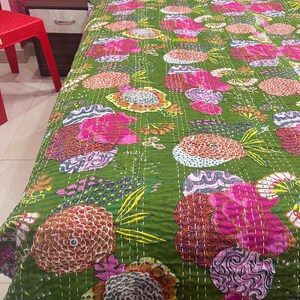 Floral Print Indian Kantha Quilt Bohemian Kantha Quilts Handmade Quilts Indian Kantha Throw Blanket Bedspread Quilting Bed Cover.