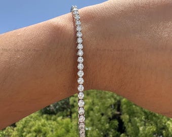 Round Cut Lab Grown Diamond Tennis Bracelet, 18K Solid White Gold CVD Diamond Fancy Women Bracelet, Party Wear Bracelet, Engagement Gift