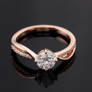 1CT Round Cut Lab Diamond Twisted Band Prong Gold Engagement Ring, Round Certified Diamond Twisted 18K Gold Band Anniversary Ring