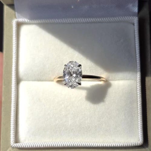 Anillo de compromiso con diamante ovalado cultivado en laboratorio de 2,5 quilates, oro de 14 quilates, certificado por IGI.